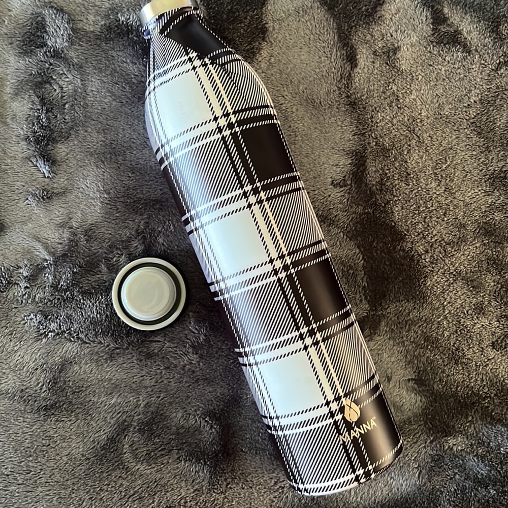 Manna Insulated Water Bottle - Picture 7 of 9